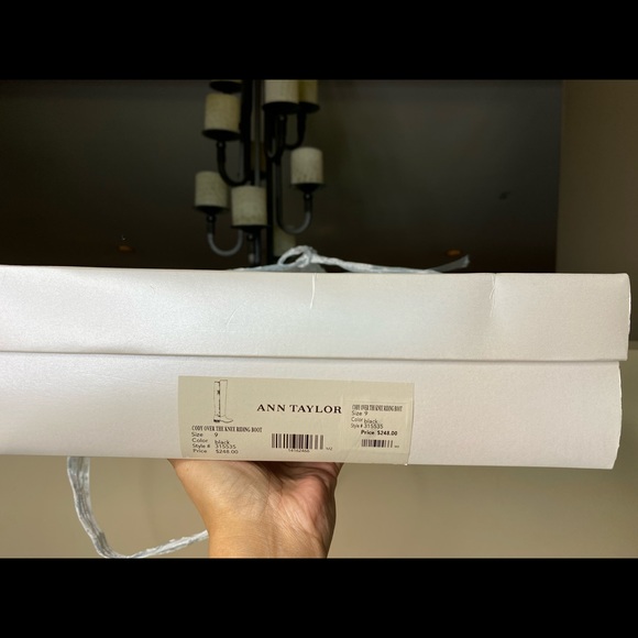 ANN TAYLOR BLACK LEATHER RIDING BOOT - Picture 15 of 16